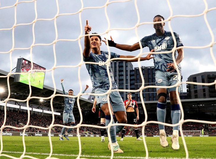 Aston Villa sở hữu những cầu thủ tấn công chất lượng - Ảnh: Reuters